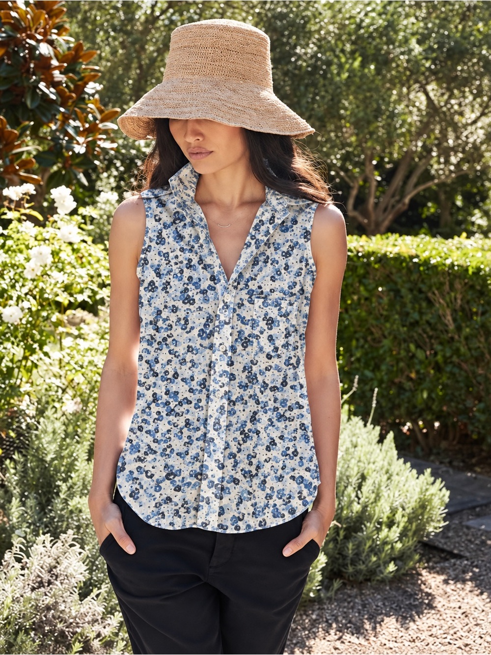 Frank & Eileen Fiona Sleeveless Blue Floral Button-Front Women's Top Size L